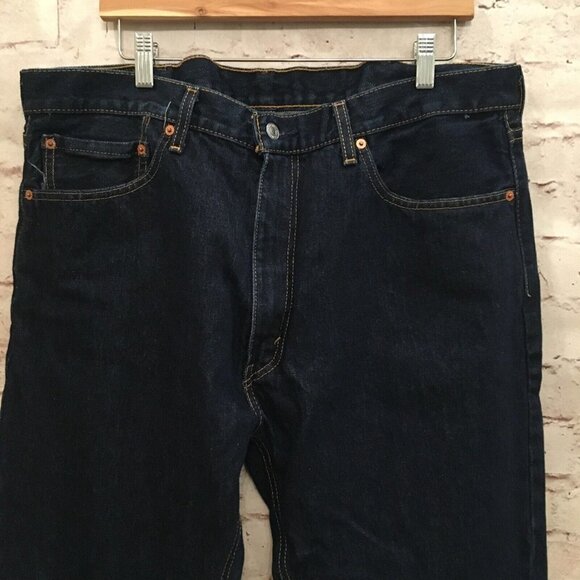 Levi's 505 Mens Jeans Size 40 x 30 Straight Leg Dark Wash Denim 100% Cotton READ - Picture 2 of 4